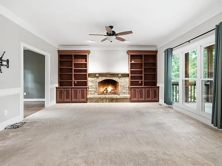 5525 Hampstead Way — Photo 8