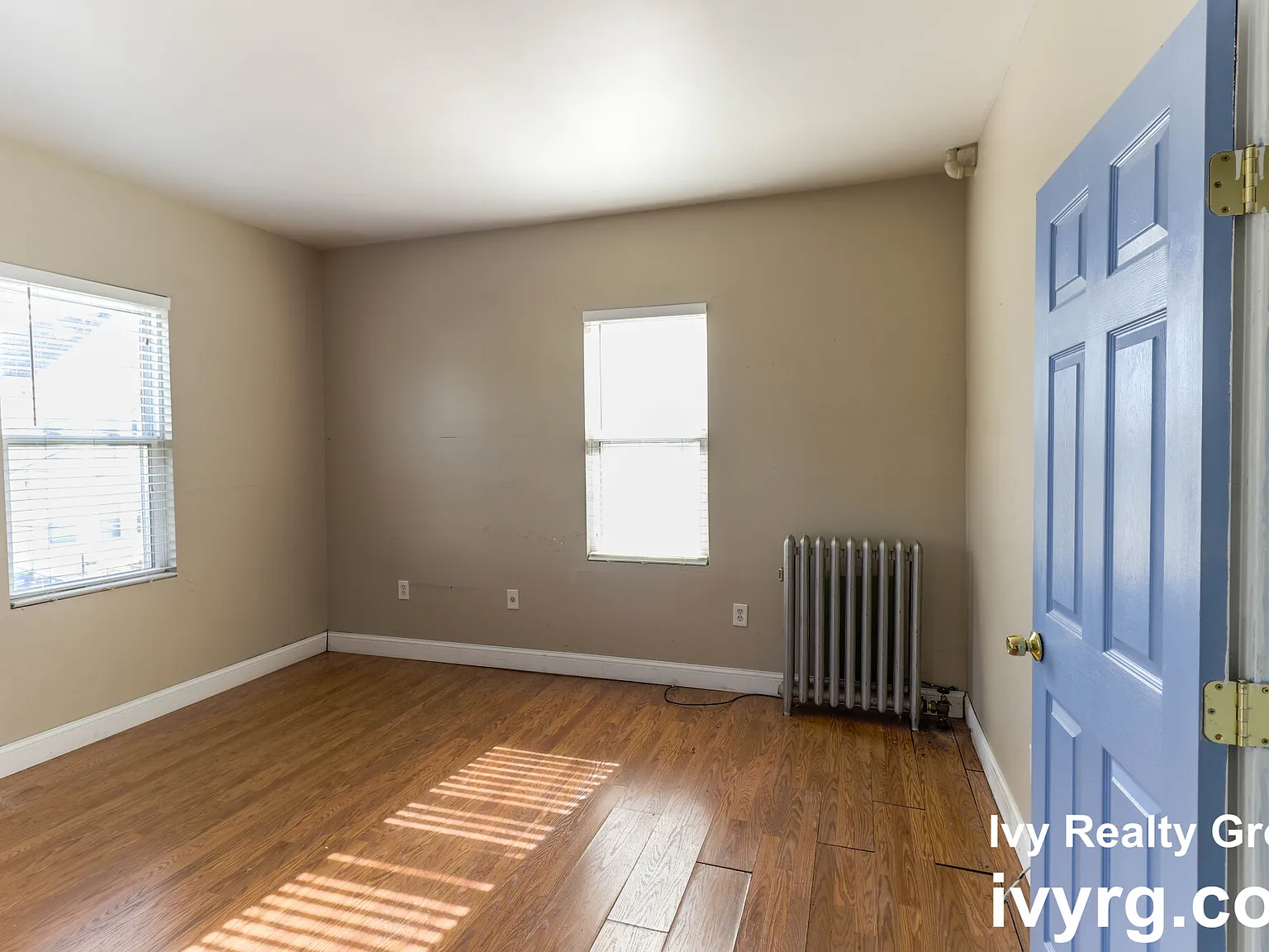 3 bed, 1.0 bath, $3,000 — Photo 4