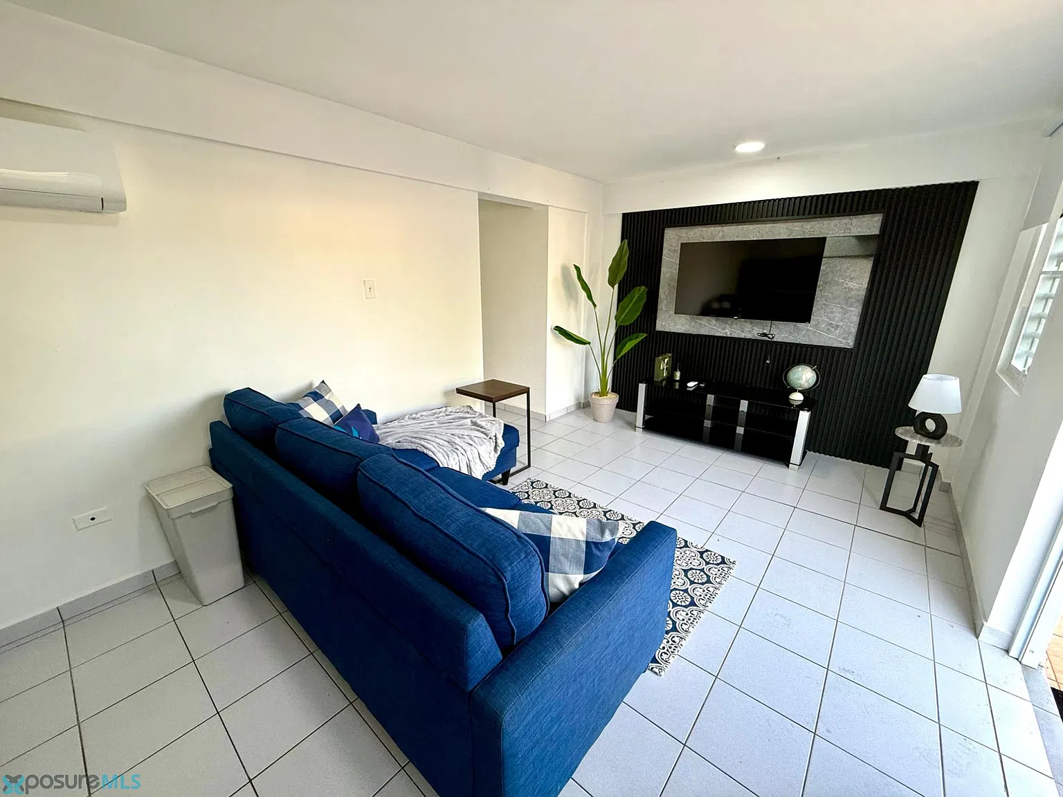 2 bed, 1.0 bath, 800 sqft, $1,200 — Photo 4
