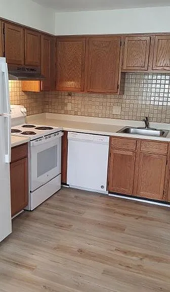 490 Baldwin Ave #5 — Photo 13