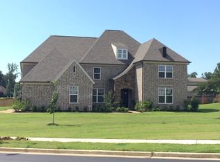 991 Tender Oaks Ln, Collierville, TN 38017