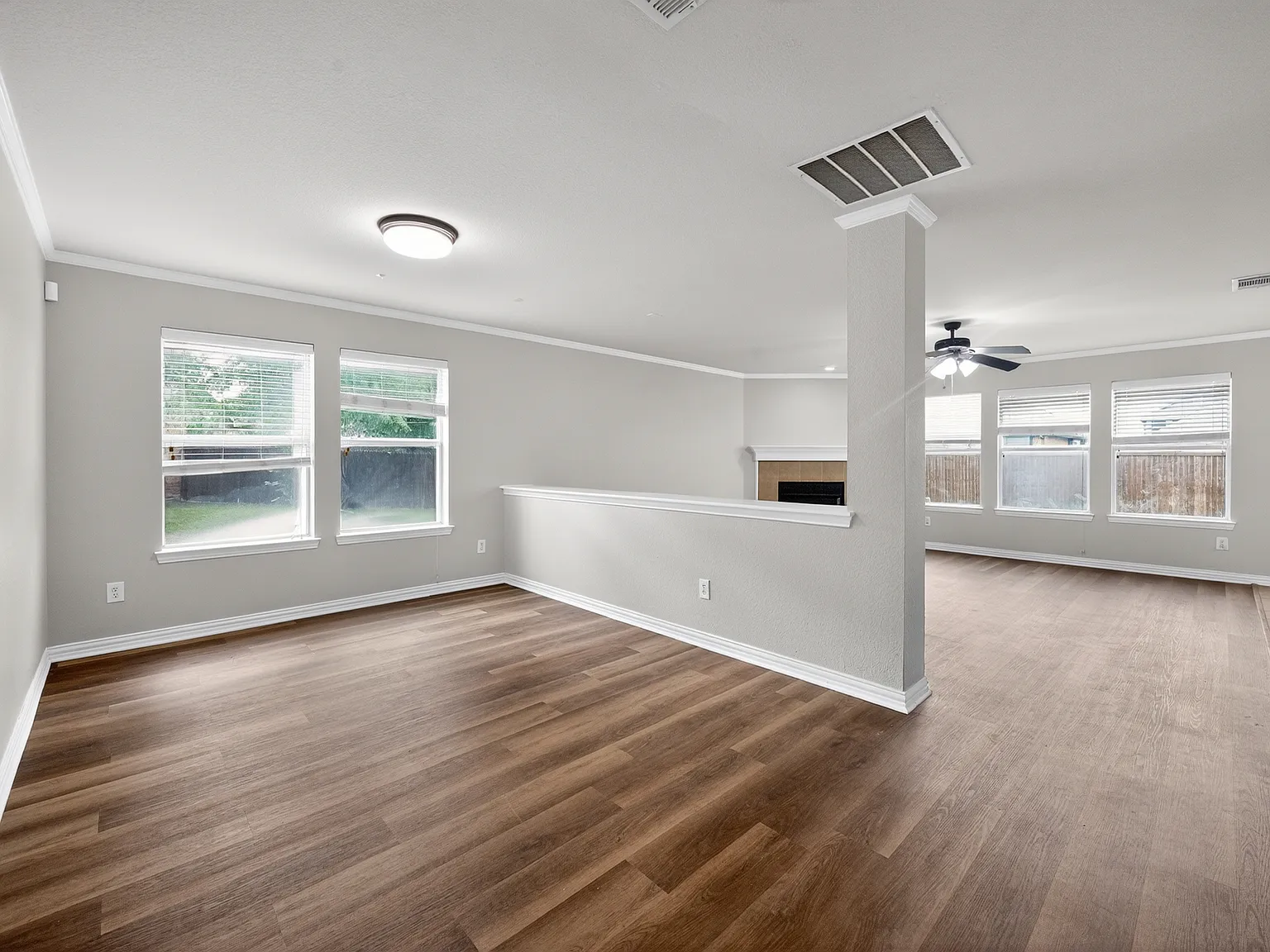 4 bed, 2.5 bath, 2998 sqft, $3,071 — Photo 4