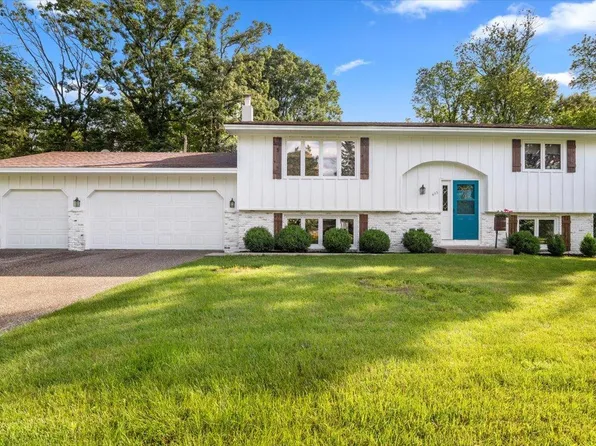 435 196th Ave NE, East Bethel, MN 55011