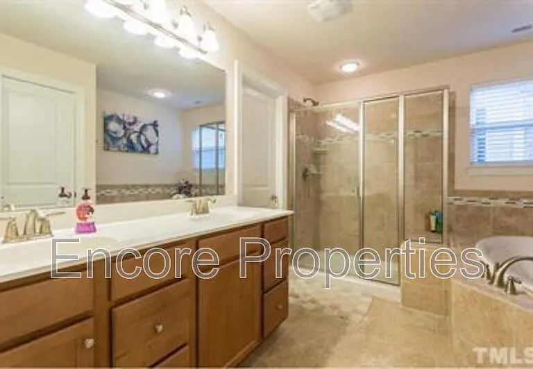 2057 Aventon Ln — Photo 14