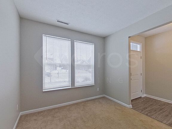 2nd image of 10325 Pintail Ln