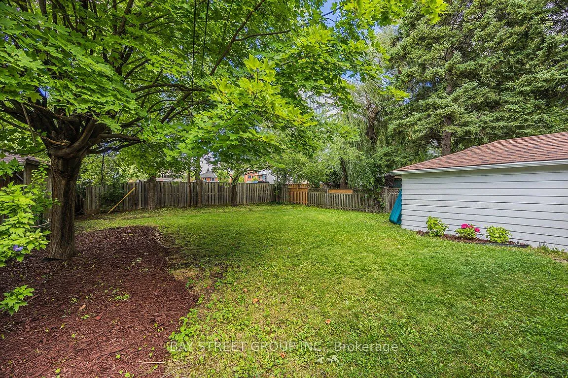 2 bed, $1,949 — Photo 3