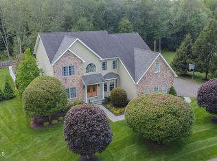 188 Moe Rd, Clifton Park, NY 12065