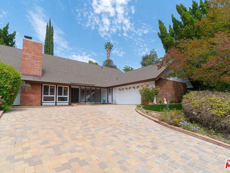 4220 Towhee Dr — Photo 7