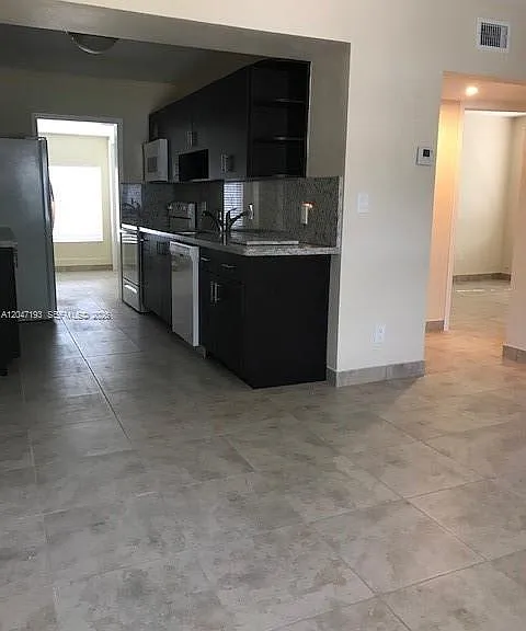 1632 NE 183rd St — Photo 12