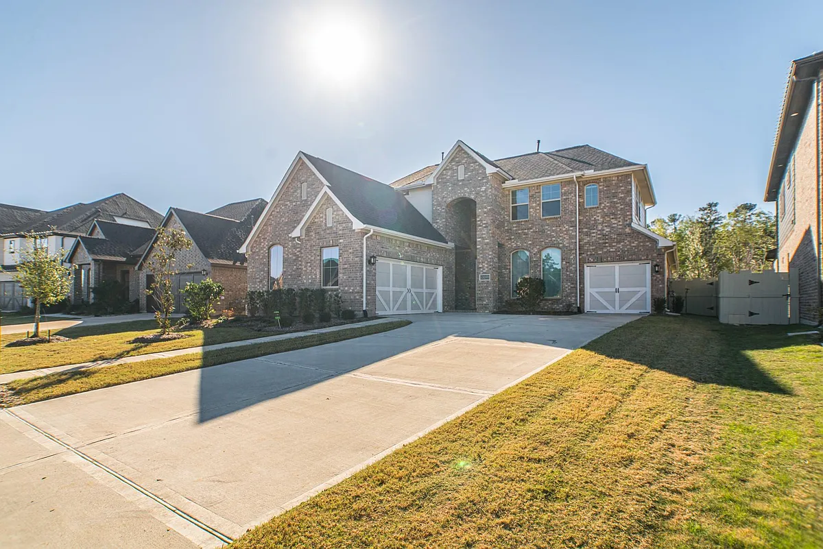 Building Photo - 10054 Preserve Way