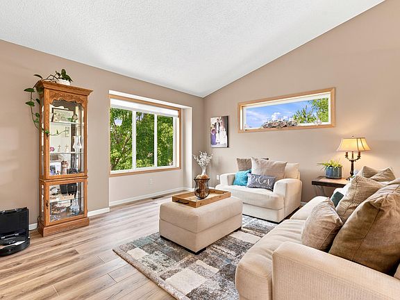 3rd image of 17159 Potassium St NW