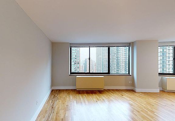 5th image of 175 E 96th St #20H