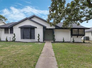 2009 N Palm Ct, Pasadena, TX 77502
