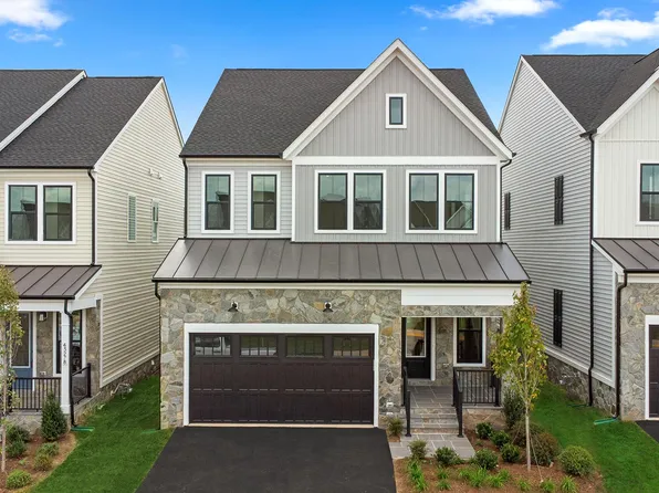43282 Greeley Sq, Ashburn, VA 20148