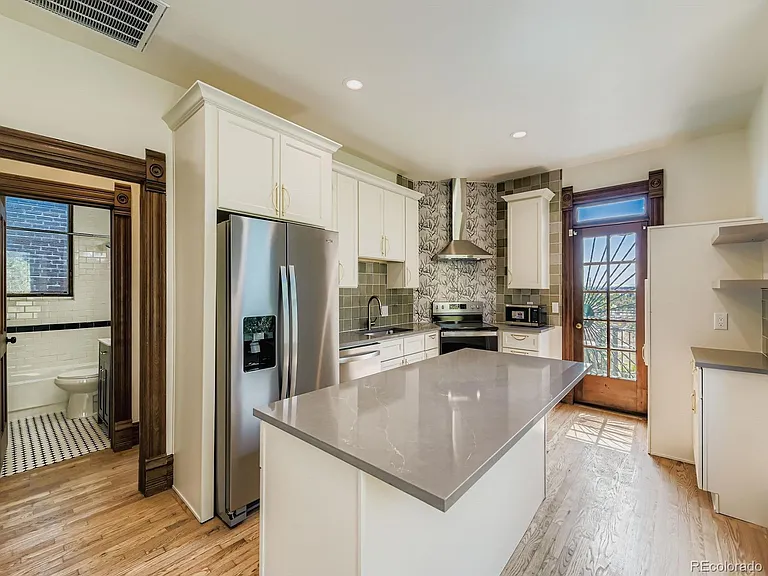 2140 W 28th Ave — Photo 6