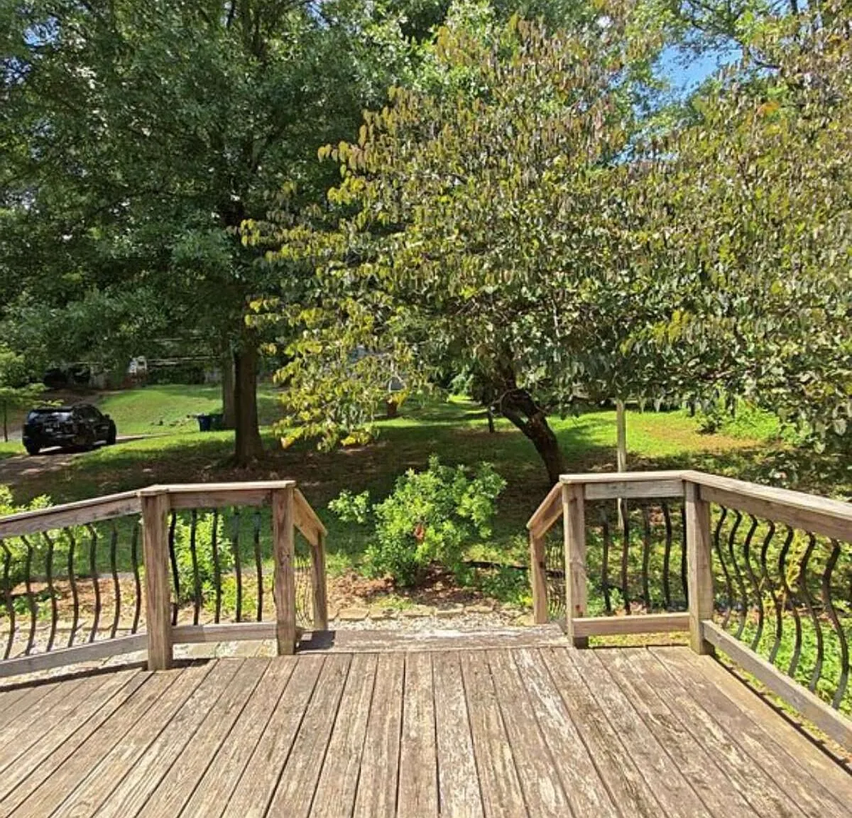 3 bed, 1.0 bath, $1,950 — Photo 3