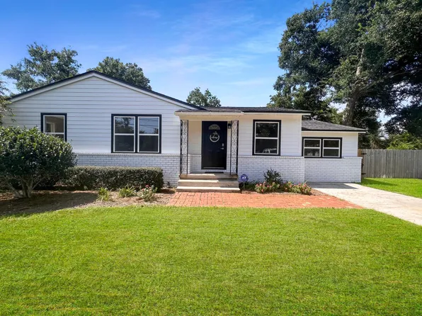 9 Lakewood Rd, Perdido Key, FL 32507