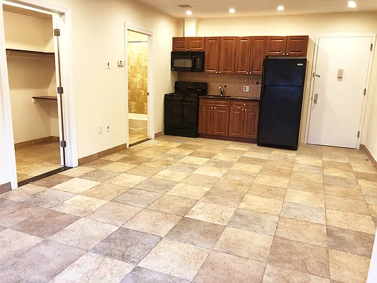 Rented by NY Space Finders Inc. | media 9
