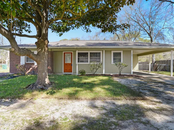 148 Lafayette Cir, Ocean Springs, MS 39564