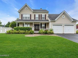 43 Saint Johns Dr, Freehold, NJ 07728