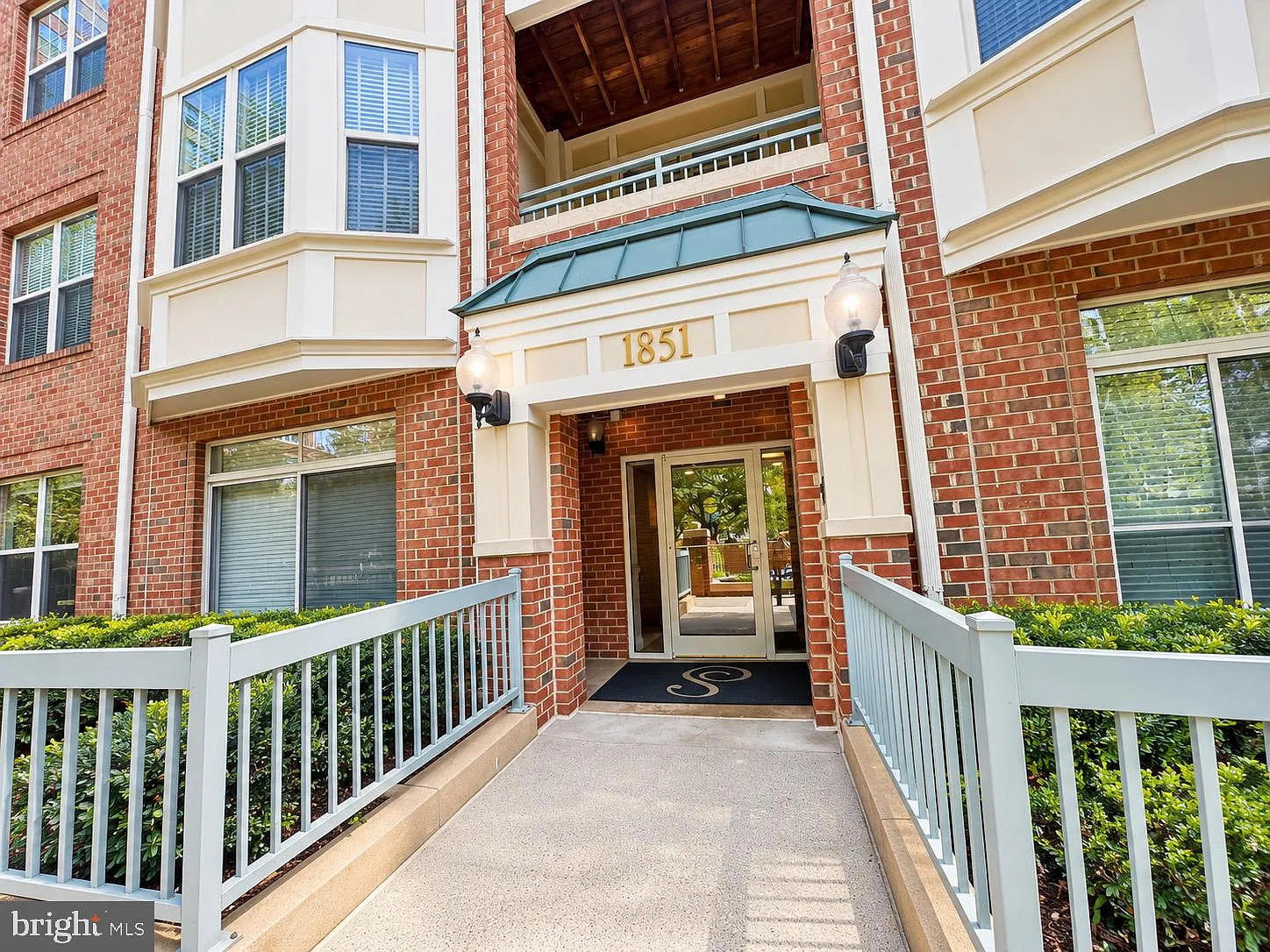 Stratford Condo — Photo 2