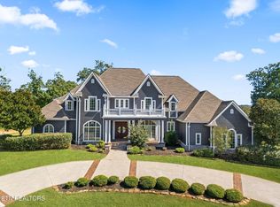 910 Eagle Nest Dr, Loudon, TN 37774