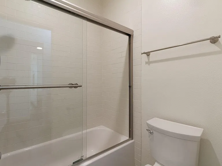 8960 Cynthia St #103 — Photo 9