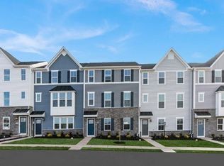 1181 Olivia Dr N, Oakdale, PA 15071