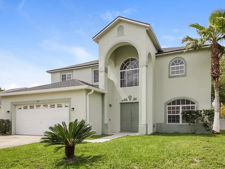 553 Brentford Ct — Photo 4