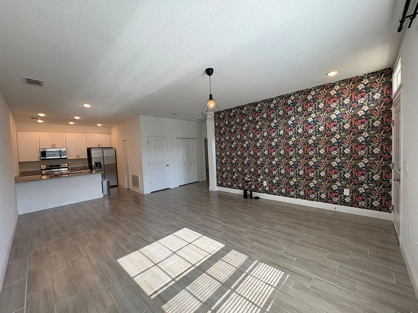 Charming 2BR/2BA Home in Poinciana Modern Comfort, Spacious Living & Move-In Ready! — Photo 3