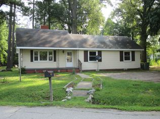 903 N Cedar Level Rd, Hopewell, VA 23860