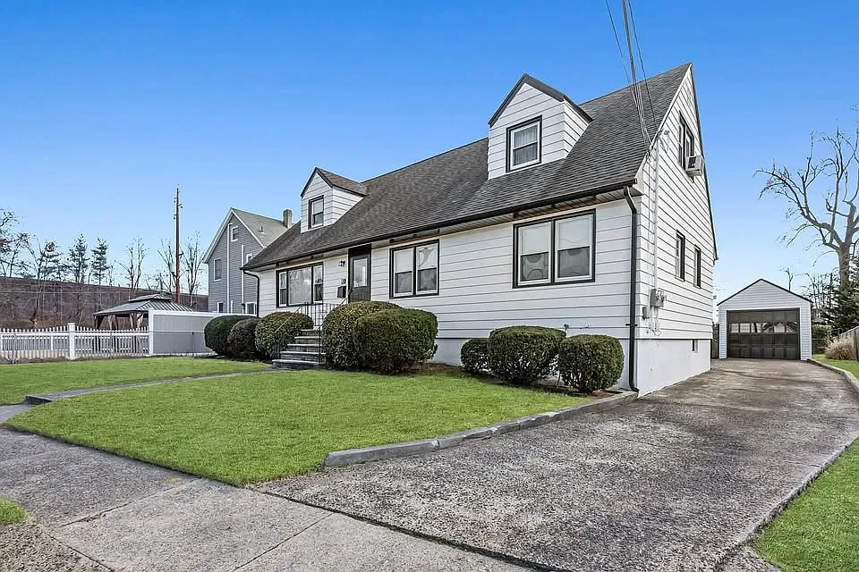 Photo 2 of 11 - 10 Harrison Ave #2 - Saddle Brook, NJ Building Photo - 10 Harrison Ave #2