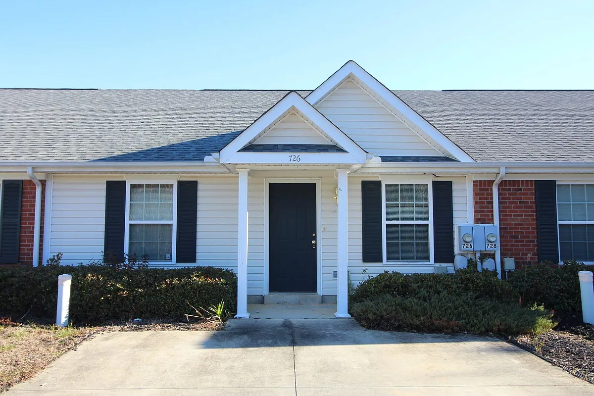 Building Photo - 726 Creekside Dr