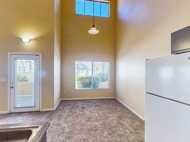 4915 E Russell Rd #145-7 — Photo 8
