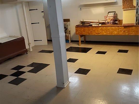5th image of 5947 Nightingale St