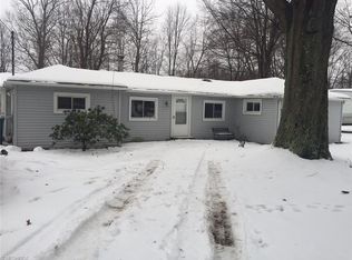 6314 Morningside Dr, Hubbard, OH 44425