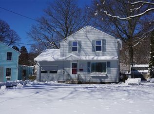 506 7th St, Liverpool, NY 13088