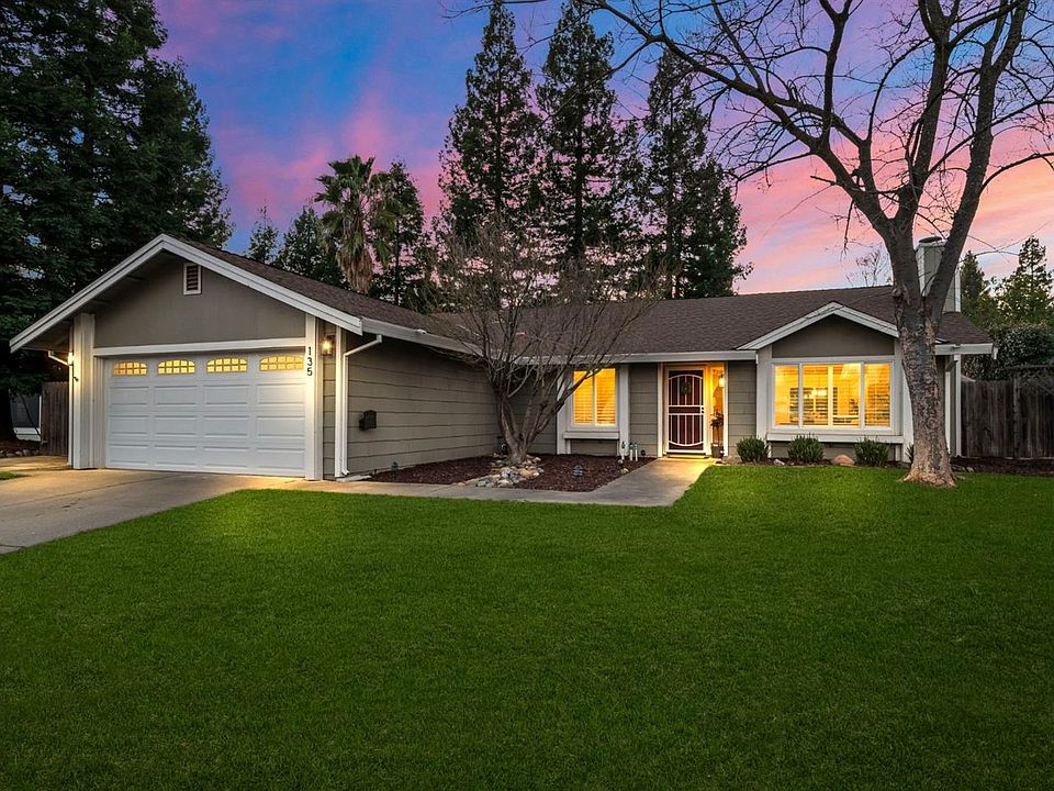 1st image of 135 McFarland Dr