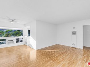 122 N Croft Ave APT 1, Los Angeles, CA 90048