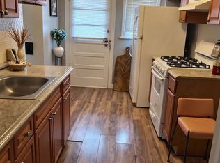 1942 Zarker St, Harrisburg, PA 17104
