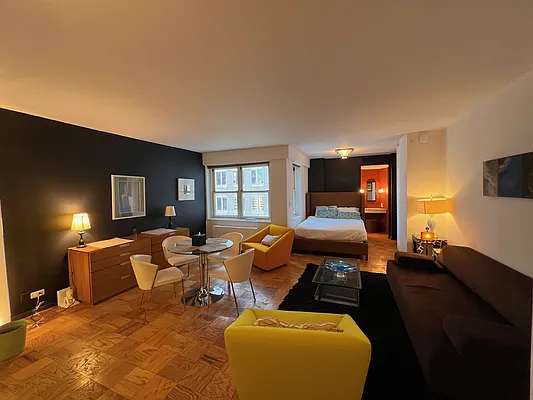 Rented by MaxInvest Real Estate, Inc. | media 9