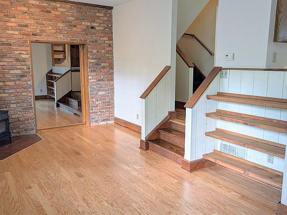 Down into front lounge