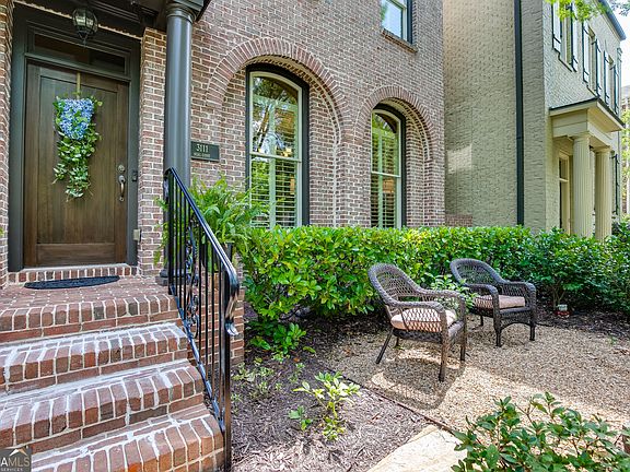 5th image of 3111 Neal Ct