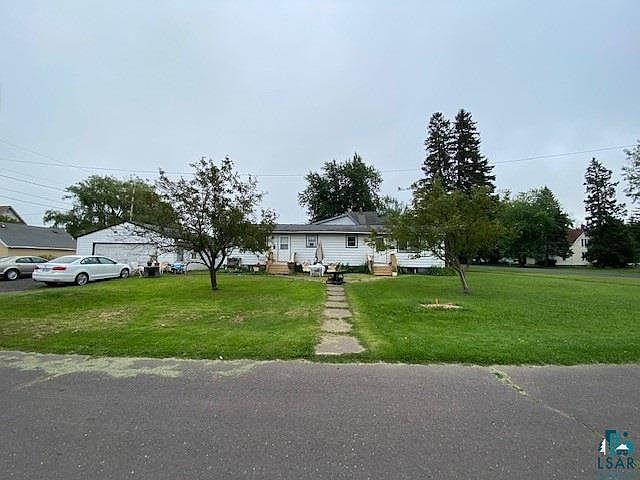1st image of 626-628 27th Ave E