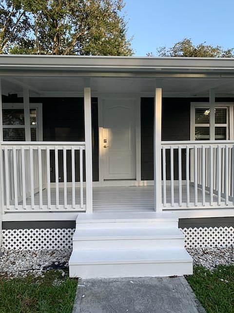 1st image of 721 Foster Ave #B