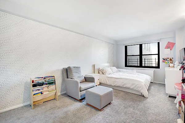 Sold by Real Direct | media 20