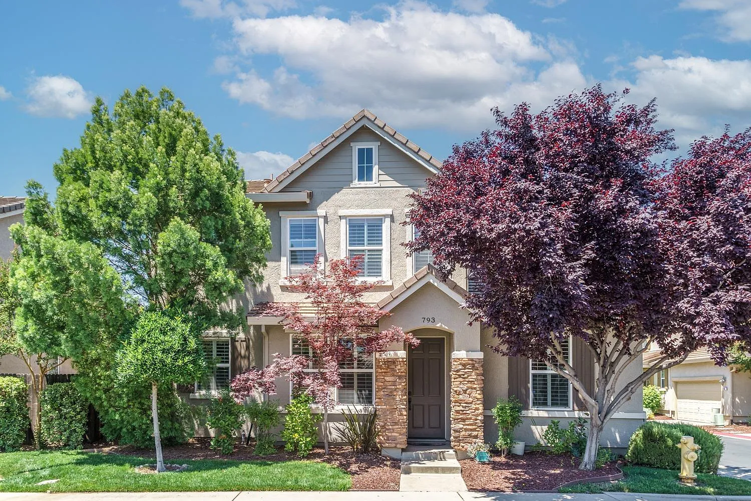 793 Courtyards Loop photo 1