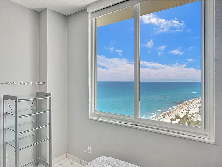 3725 S Ocean Dr #1506 — Photo 5