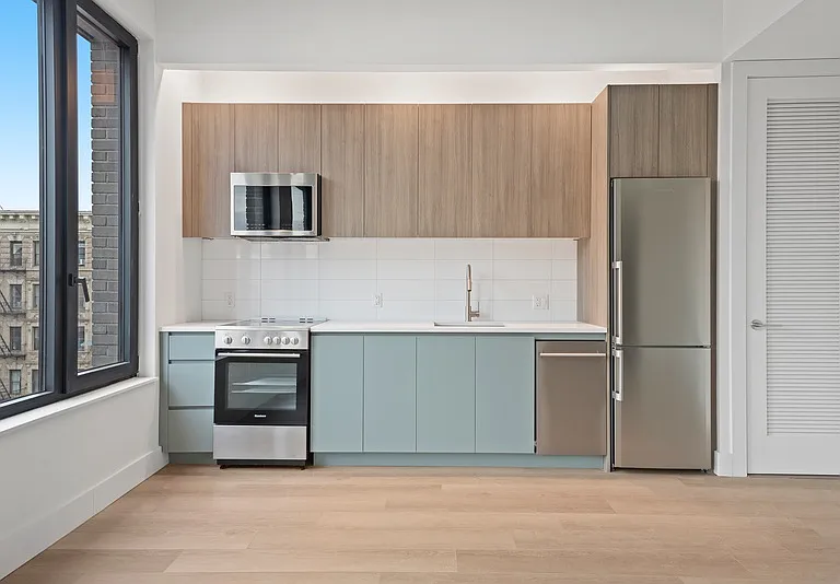 50 Varet St #4A — Photo 3