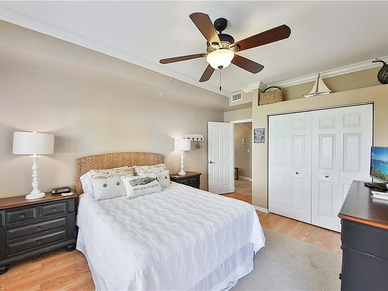 5105 Cedar Springs Dr #101 — Photo 20